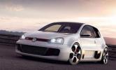 VW Golf оснастили 12-цилиндровым мотором