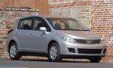 Nissan Versa в основном покупают зрелые мужчины