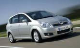 В России начались продажи обновленной Toyota Corolla Verso