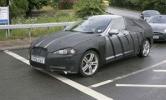 Получены новые шпионские фото Jaguar XF