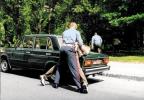 Депутат укусил угонщика своего автомобиля за нос