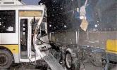 В Турции столкнулись два автобуса и грузовик