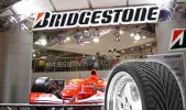 У Renault проблемы с покрышками Bridgestone