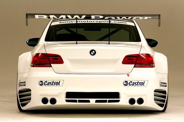 Мастера BMW показали гоночную тройку M3 ALMS Мастера BMW показали гоночную тройку M3 ALMS